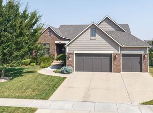 1902 N Wooddale St, Wichita, KS 67230