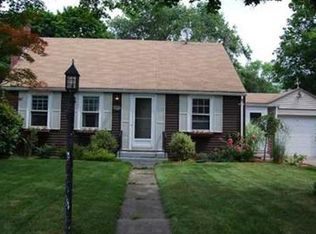 23 Westbrook Rd, Warwick, RI 02886