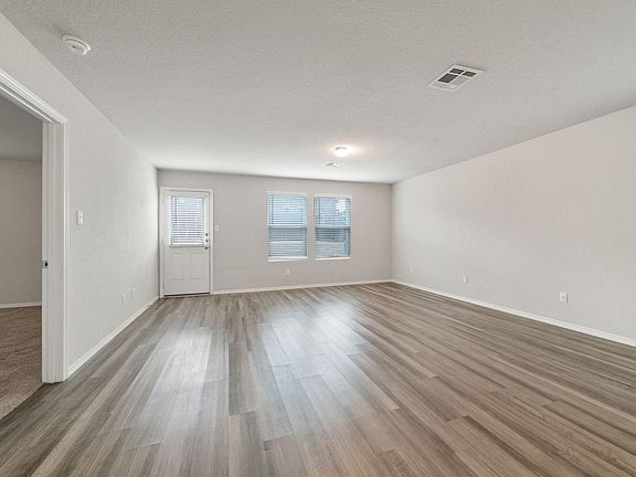 3rd image of 31587 Bard Ln