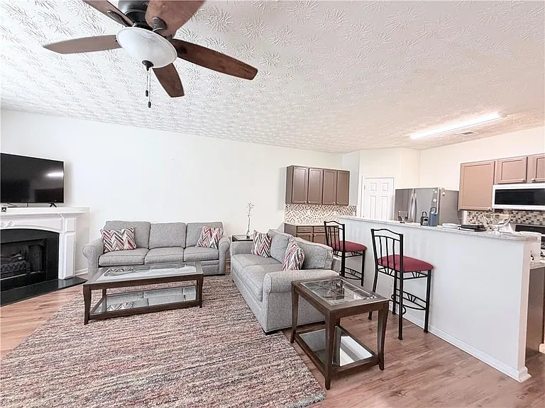1525 Paramount View Trce — Photo 15