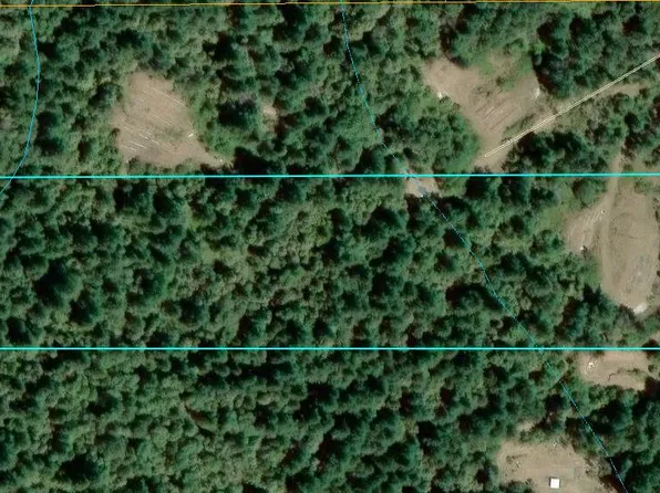 475 River Rd, Alderpoint, CA 95511