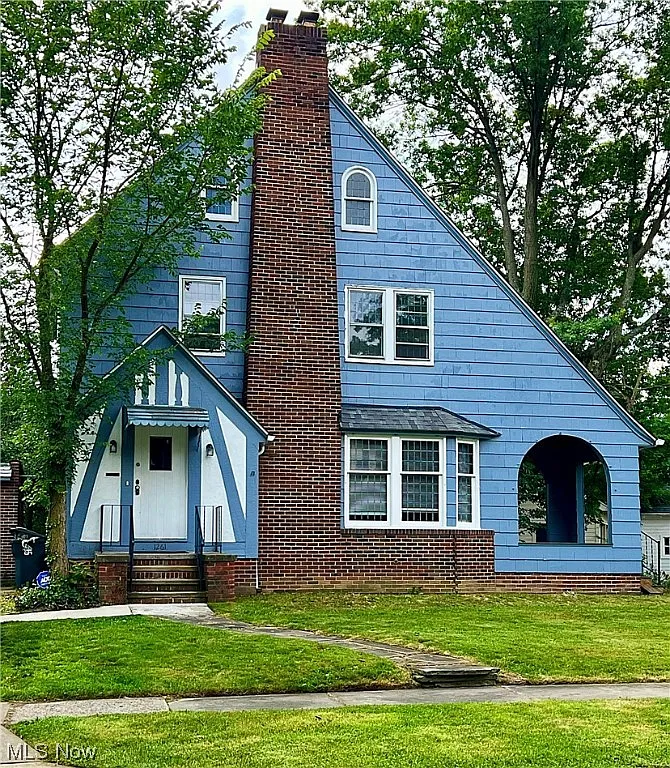 1261 Cleveland Heights Blvd photo 1