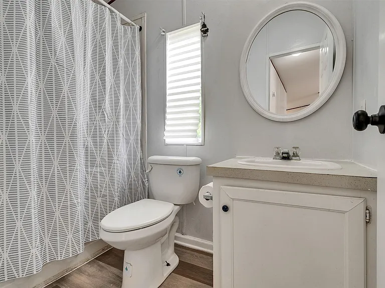 25779 Almarie Dr — Photo 11