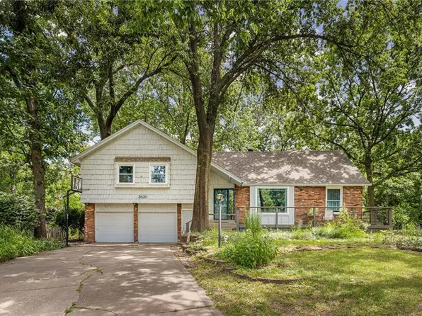 3620 NE Brooktree Cir, Kansas City, MO 64119
