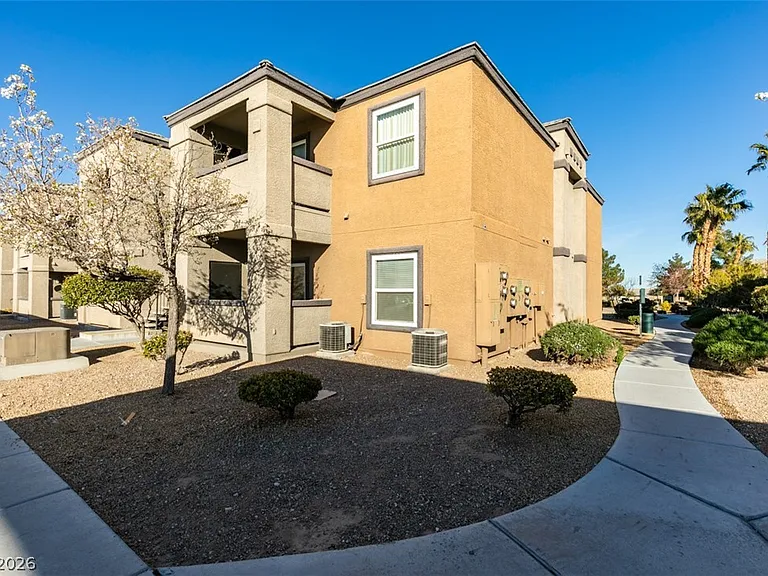6650 W Warm Springs Rd #1156 — Photo 4