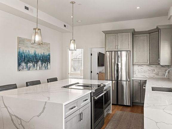 4th image of 157 Princeton St #2