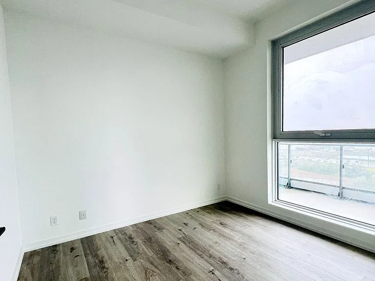 7890 Jane St #1702 — Photo 6