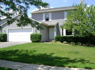 544 Berkshire Dr, Saline, MI 48176