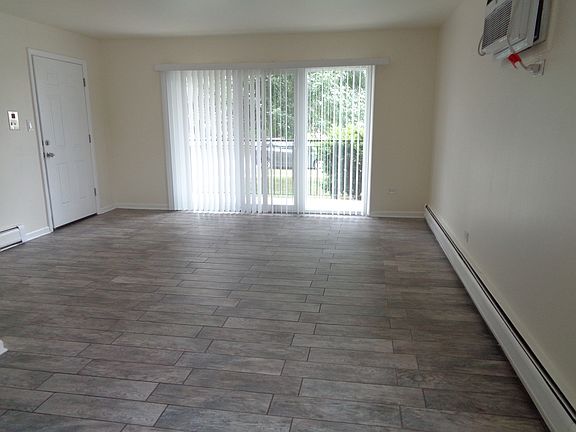 3rd image of 8130 Marion Dr APT 1W