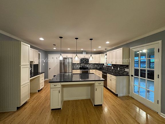 4th image of 8140 Tabaid Ln