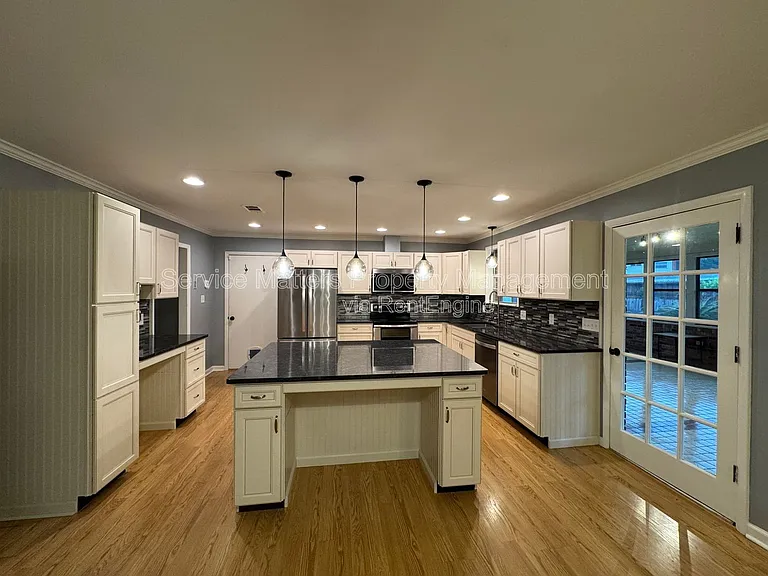 8140 Tabaid Ln — Photo 4