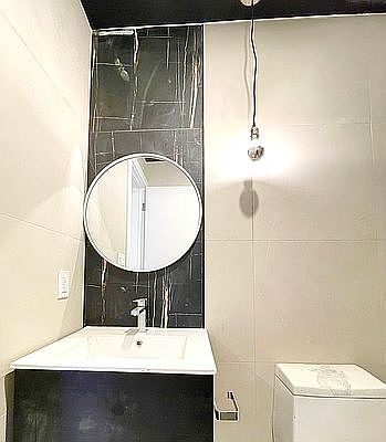 4th image of 581 Myrtle Ave #3B