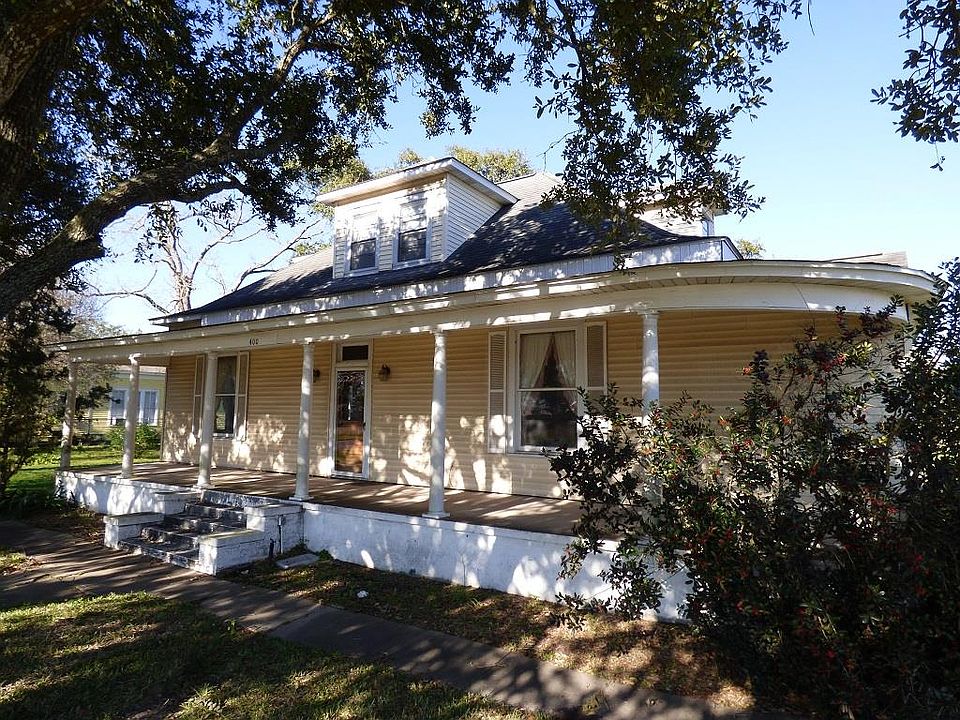 1st image of 400 W Post Office St