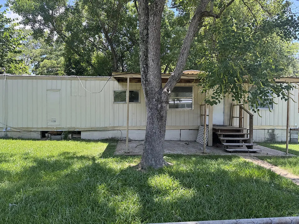 113 Brent St
