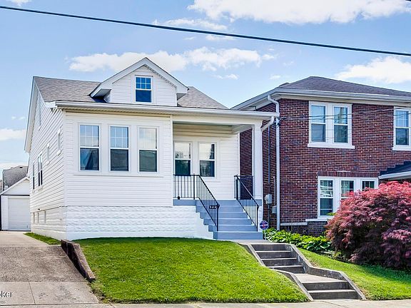 2nd image of 934 Keswick Blvd