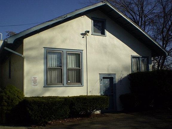 4th image of 309 College Ave