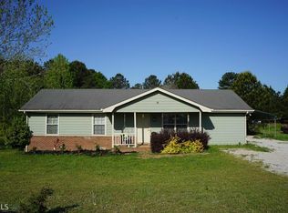 624 Strickland Rd, Locust Grove, GA 30248