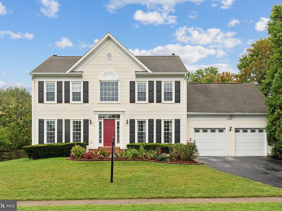 1st image of 43482 Golden Meadow Cir