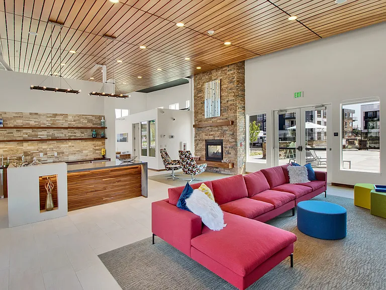 Verra West — Photo 11