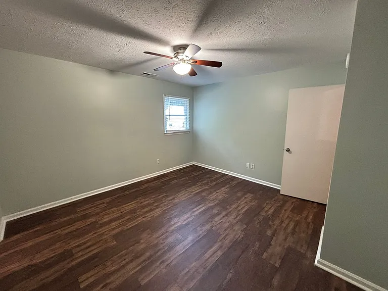 5202 Fox Ct — Photo 14