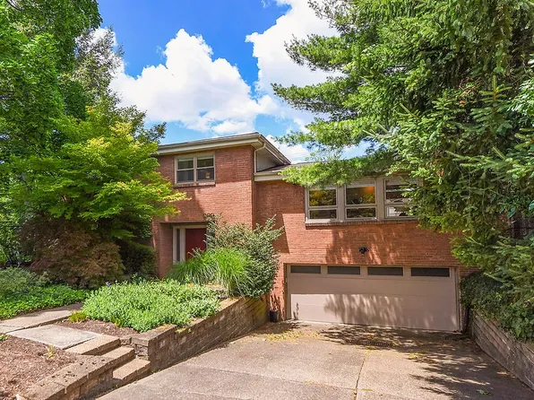 300 S Lang Ave, Pittsburgh, PA 15208