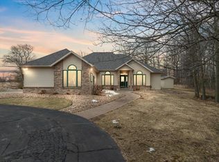 9897 River Rdg, Marshfield, WI 54449