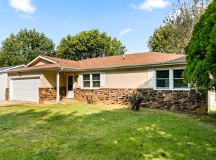 1019 W Morningside St, Springfield, MO 65807