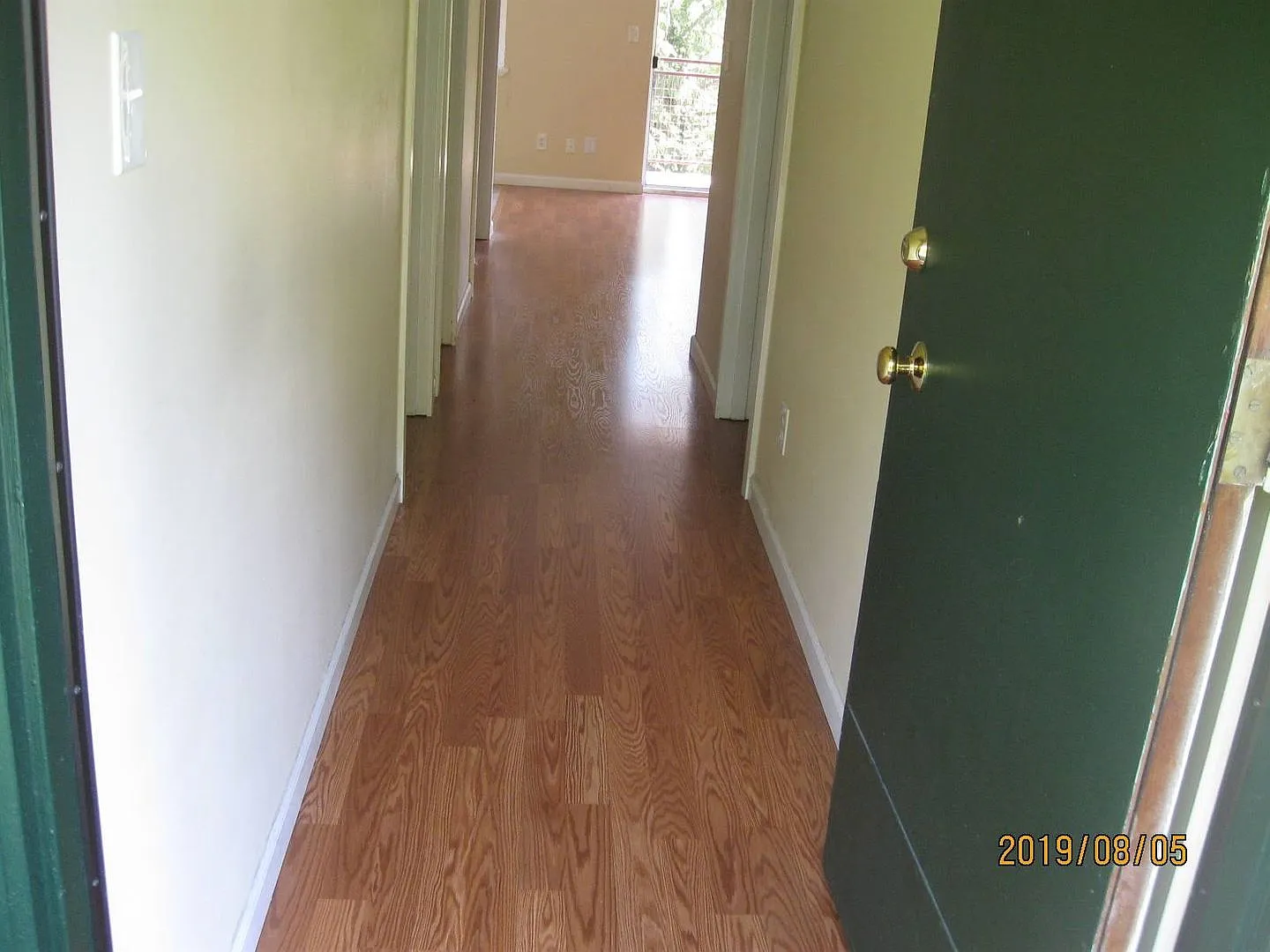Mercer Manor Apartments — Photo 4