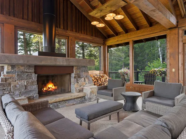 74 Trails End Ct, Bigfork, MT 59911