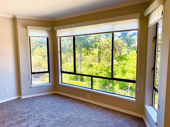 2nd image of 825 Lincoln Way APT 303