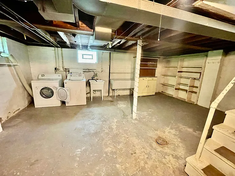 141 Carroll St — Photo 11