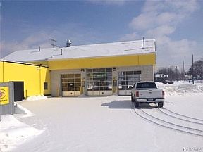 5th image of 1114 S Ballenger Hwy