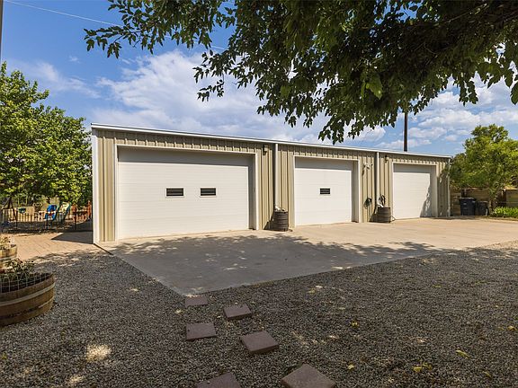 5th image of 33 Private Drive 1155