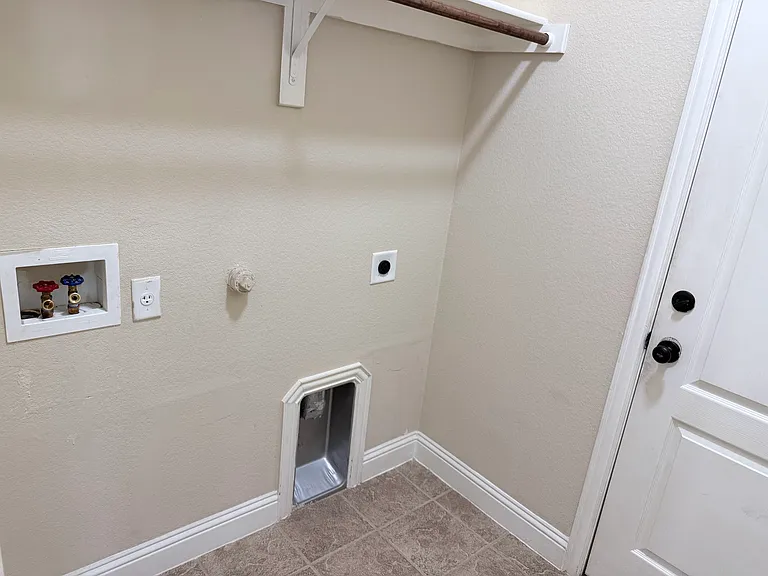 1114 Haskell Dr — Photo 26