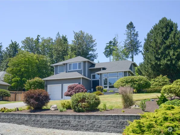 1037 Kerria Lane, Camano Island, WA 98282