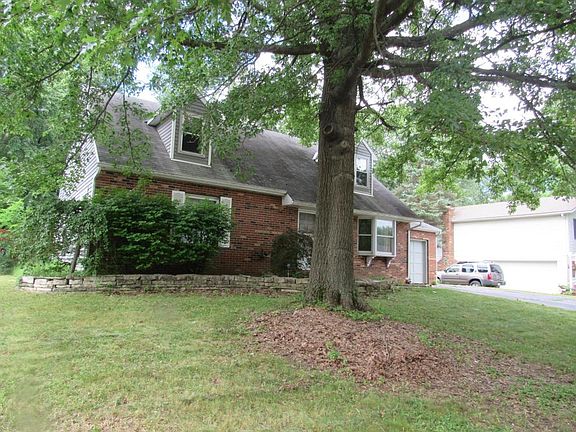3rd image of 1277 Addison Dr
