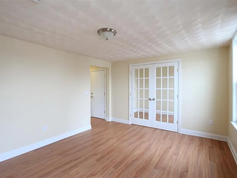 4 Douglass St #3 — Photo 7