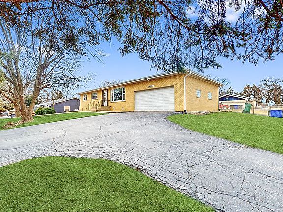 2nd image of 15500 Wolf Rd