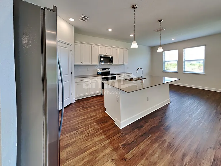 2107 Saffron Walden Dr — Photo 21