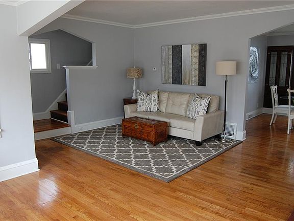 3rd image of 6802 Orchard Ave