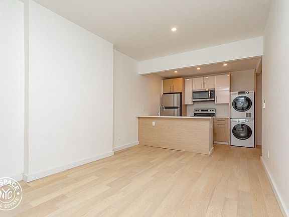 3rd image of 419 Marcus Garvey Blvd #4D
