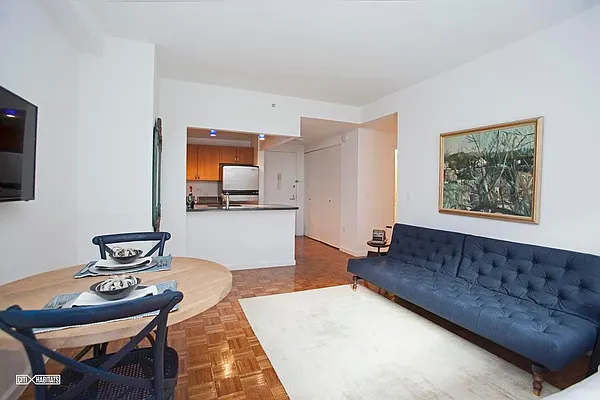 Rented by Citi Habitats | media 10