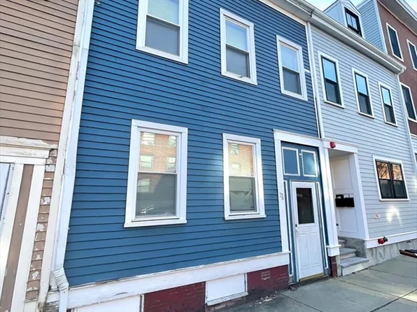 78 Bunker Hill St, Charlestown, MA 02129