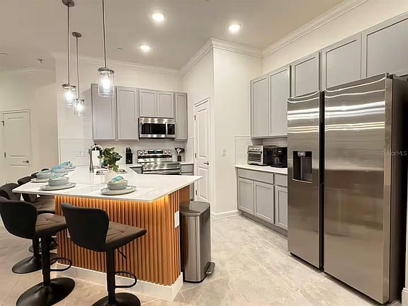 4th image of 10437 Ebb Tide Ln