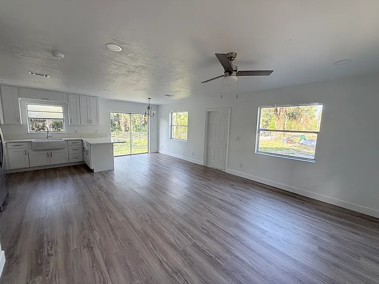 1520 Blue Sage Dr — Photo 3