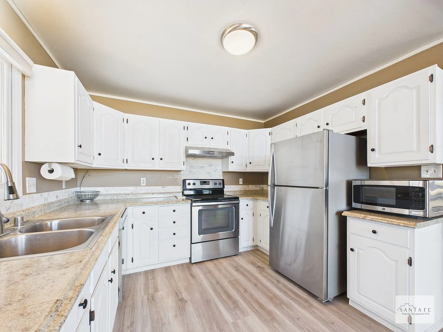 Single Family Home minutes from Los Alamos/Pojoaque — Photo 4