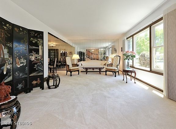 2nd image of 127 Marina Dr