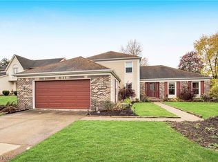 17683 Plymouth Row, Strongsville, OH