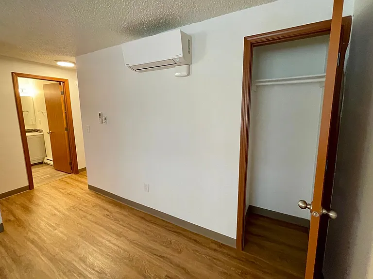 Hartson 8-Plex — Photo 8