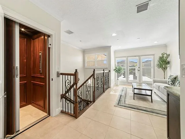 1849 NE 26th Ave #2 — Photo 9